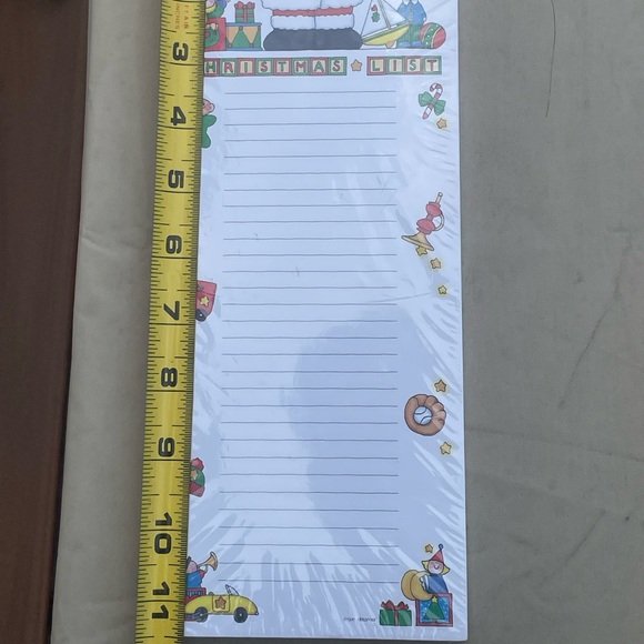 Christmas List 100 Sheets Santa Toys by Papers by C.R. Gibson - Picture 3 of 9